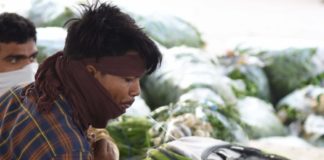 सब्जी पर कुल्ला करना पड़ा महंगा