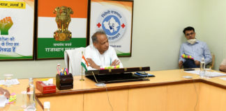 राजस्थान सीएम गहलोत की पुरजोर मांग पर शुरू हुआ विशेष ट्रेनों का संचालन cm gehlot in meeting