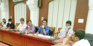 जिला कलेक्टर नमित मेहता ने ली कोरोना प्रबंधन समीक्षा बैठक namit mehta
