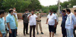 जिला कलक्टर ने नाला सफाई कार्यों का किया निरीक्षण