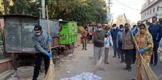 जिला कलक्टर और महापौर ने शहरवासियों के साथ थामी झाडू़, लिया शहर को साफ-सुथरा बनाने का संकल्प स्वच्छ बीकाणा, स्वस्थ बीकाणा अभियान प्रारम्भ