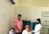 नागौर जिला प्रमुख भागीरथ राम एवं डेगाना पूर्व विधायक रिछपाल मिर्धा ने करवाया टीकाकरण