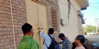 निर्धारित समय के बाद खुली रखी दुकानें उपखण्ड अधिकारी ने लगाया जुर्माना, अस्थाई सीज की दुकानें