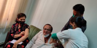 जलदाय मंत्री ने सपत्नीक लगवाई कोरोना वैक्सीन की दूसरी डोज