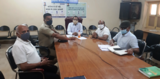 जिले में बढ़ते कोरोना संक्रमण को देखते हुए जिला प्रशासन एक्टिव मोड में जिला कलक्टर ने ली टास्क फोर्स की बैठक, दिए निर्देश दवाईयों, वैक्सीनेशन एवं आॅक्सीजन की पर्याप्त रहे उपलब्धता