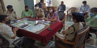 जिला कलक्टर और पुलिस अधीक्षक ने नोखा में कोविड प्रबंधन की समीक्षा की सिटी राउंड करते हुए लिया व्यवस्थाओं का जायजा