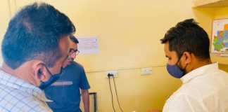 जैसलमेर तहसीलदार पूष्पेन्द्र पांचल ने किया गांवों का भ्रमण, मुख्यमंत्री चिंरजीवी स्वास्थ्य बीमा योजना गतिविधियों का औचक निरीक्षण अधिकाधिक पंजीकरण के लिए दिए निर्देश