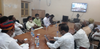 मुख्यमंत्री ने डॉ भीमराव अम्बेडकर जयंती पर “सर्व समाज की भूमिका शान्तिपूर्ण प्रदेश के लिए” ली वीडियो कॉन्फ्रेंन्सिग, जैसलमेर जिला स्तर पर जिला कलक्टर सहित अन्य सदस्य रहे उपस्थित