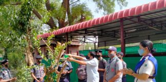 पृथ्वी दिवस पर जिला कलक्टर ने किया परिण्डा अभियान का शुभारम्भ जिले भर में स्काउट गाइड लगाएंगे पांच हजार परिण्डे कोरोना जागरूकता सन्देश लिखा परिंडा लगा जिला कलक्टर ने की शुरुआत