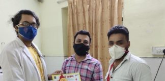 प्लाज्मा दान कर डॉ प्रद्युम्न सिंह और भानु बोहरा बने जीवनदाता।