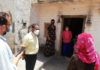 अधिकारी पहुंचे गांव-गांव, किया हैल्थ सर्वे व मेडिसिन किट का किया री-वेरिफिकेशन