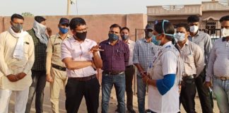 जिला कलक्टर नमित मेहता रहे पूगल-खाजूवाला दौरे पर स्वास्थ्य केंद्रों और कोविड केयर सेंटर्स की देखी व्यवस्था, बैठक लेकर की कोविड प्रबन्धन की समीक्षा