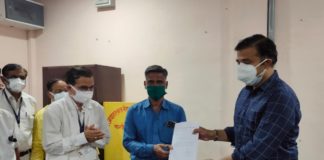 50 पल्स ऑक्सीमीटर किए गए भेंट
