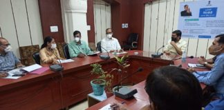 प्रभावी माॅनिटरिंग से रुका आॅक्सीजन का अपव्यय जिला कलक्टर ने ली बैठक, दिए आवश्यक निर्देश