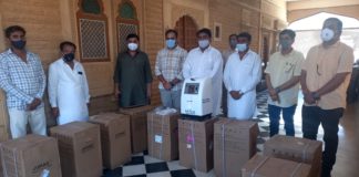अल्पसंख्यक मामलात मंत्री ने ऑक्सीजन कांसंट्रेटर भेंटकर्ताओं का आभार जताया