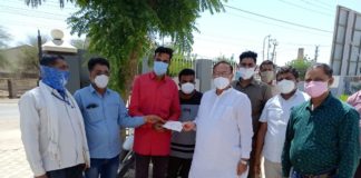 दुर्लभ बीमारी से पीड़ित बच्ची के पिता को दिए इक्यावन हजार ऊर्जा मंत्री की मौजूदगी में सौंपा चैक