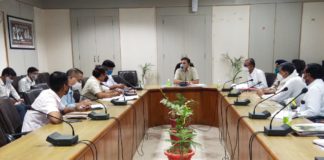 हर घर में दिखेगा तुलसी व गिलोय का पौधा