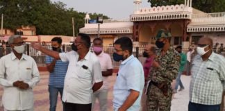जिला कलक्टर ने देशनोक के करणी माता मंदिर की व्यवस्थाओं को देखा