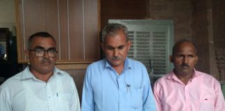 जोधपुर में आर.ए.एस. परीक्षा-2018 के हाल में हुए साक्षात्कार में अधिक अंक दिलवाकर सलेक्शन करवाने के लिये 20 लाख रुपये का लेनदेन के संबंध में राजकीय विद्यालय के प्रिंसिपल सहित 3 व्यक्ति पकडे