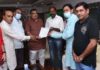 मांडलगढ़ में एक्सप्रेस ट्रेन सं. 02963-2964 का ठहराव किये जाने को लेकर केंद्रीय मंत्री नितिन गडकरी को सौंपा ज्ञापन