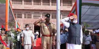 गरिमामय और पारंपरिक तरीके से मनाया गया स्वतंत्रता दिवस समारोह : ऊर्जा मंत्री डॉ. कल्ला ने किया ध्वजारोहण
