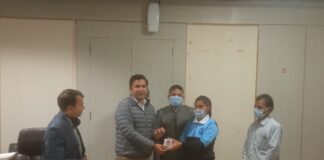 जिले का नाम रोशन करने वाली बेटियों का सम्मान जिला कलेक्टर डॉ जितेंद्र कुमार सोनी ने किया सम्मानित