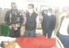 दुर्घटना में घायल बच्ची की कुशलक्षेम जानने पीबीएम पहुंचे अतिरिक्त जिला कलक्टर प्रशासन