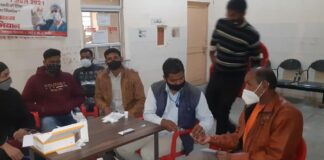 मुख्यमंत्री निरोगी राजस्थान चिरंजीवी शिविर में लाभान्वित हुए आमजन राज्य सरकार की तीसरी वर्षगांठ के जिला स्तरीय कार्यक्रमों की श्रृंखला पुराना अस्पताल परिसर में आयोजित हुआ शिविर