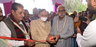 मातृ, पितृ व गुरू भक्त जीवन में आगे बढ़ते हैं : डॉ. कल्ला