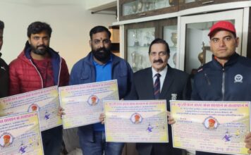 मुरलीधर पुरोहित की स्मृति में आयोजित होने वाली खेलकूद प्रतियोगिता के पोस्टर का हुआ विमोचन