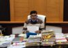 एपीआरओ भर्ती में पद बढ़ाने की मांग : थानवी ने मुख्यमंत्री के नाम जिला कलक्टर को सौंपा ज्ञापन