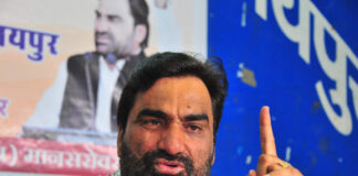 राष्ट्रीय लोकतांत्रिक पार्टी की पहली लिस्ट जारी, खींवसर सीट से हनुमान बेनीवाल स्वयं उतरे मैदान में , पढ़े पूरी खबर