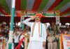 धूमधाम से मनाया स्वाधीनता दिवस, प्रभारी मंत्री श्री टीकाराम जूली ने किया ध्वजारोहण