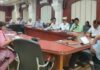 अवैध रिफिलिंग पर करें सख्त कार्रवाई -भगवती प्रसाद : साप्ताहिक समीक्षा बैठक में जिला कलेक्टर ने दिए निर्देश