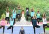 शहर के युवाओं ने वृक्षासन एवं विभिन्न यौगिक क्रियाओं का अभ्यास कर दिया आरोग्य का संदेश : भारतीय संस्कृति का अभिन्न अंग है योग – योग गुरू शर्मा