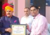 जनसंचार सेवाओं तथा पत्रकारिता के क्षेत्र में विनय थानवी हुए मेडिकल कॉलेज और जिला अस्पताल से सम्मानित