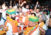 सैकड़ो कार्यकर्ताओं के साथ भाजपा नेता महेश व्यास ने किया परिवर्तन संकल्प यात्रा का भव्य स्वागत