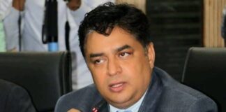 नवीन जैन: प्रशासनिक कुशलता, सामाजिक सरोकार और नवाचार का अनुपम संगम, पढ़िए विनय एक्सप्रेस व्यक्ति विशेष की श्रृंखला का यह आलेख