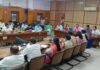 जिला कलक्टर गौरव अग्रवाल की अध्यक्षता में साप्ताहिक समीक्षा बैठक हुई आयोजित