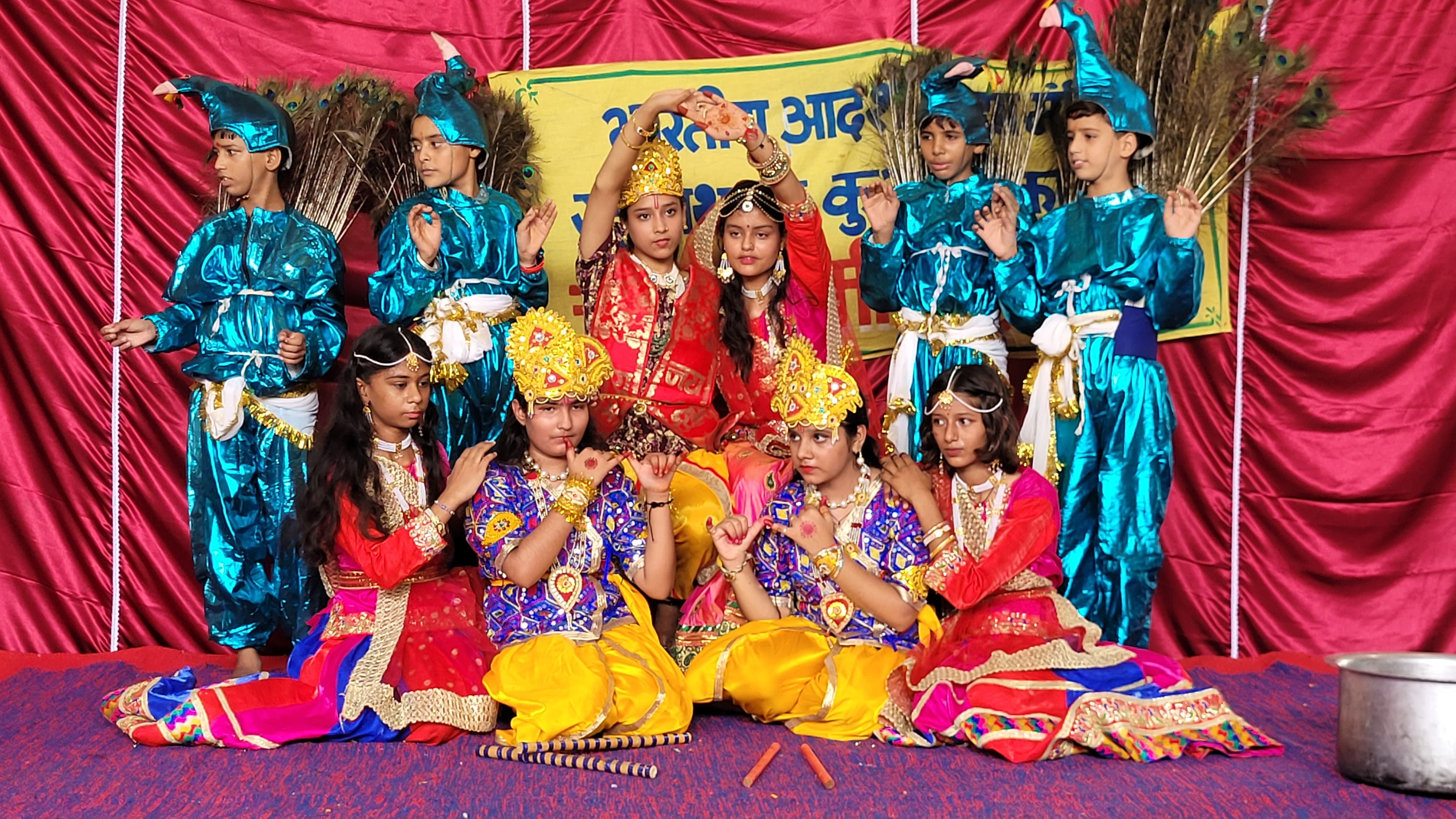 भारतीय आदर्श विद्या मंदिर में कृष्ण जन्माष्टमी महोत्सव आयोजित