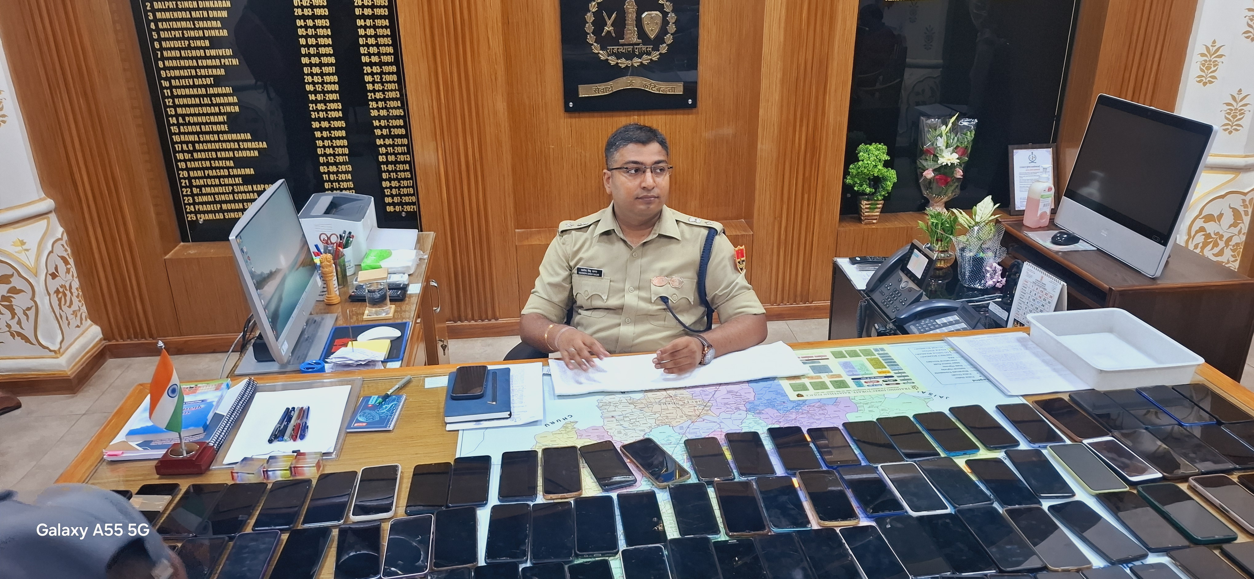 बीकानेर पुलिस की कार्यवाही: 40 लाख रुपए की कीमत वाले चोरी हुए 190 मोबाइल किए बरामाद