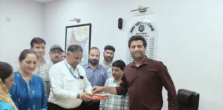 ओबीसी रेलवे एम्पलाइज एसोसिएशन ने किया वरिष्ठ मंडल वाणिज्य प्रबंधक का स्वागत