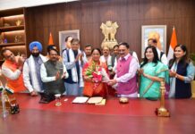 मुख्यमंत्री रेखा गुप्ता के पास गृह और वित्त विभाग, क्लिक कर जानिए किस मंत्री को मिलेगा कौनसा विभाग ?