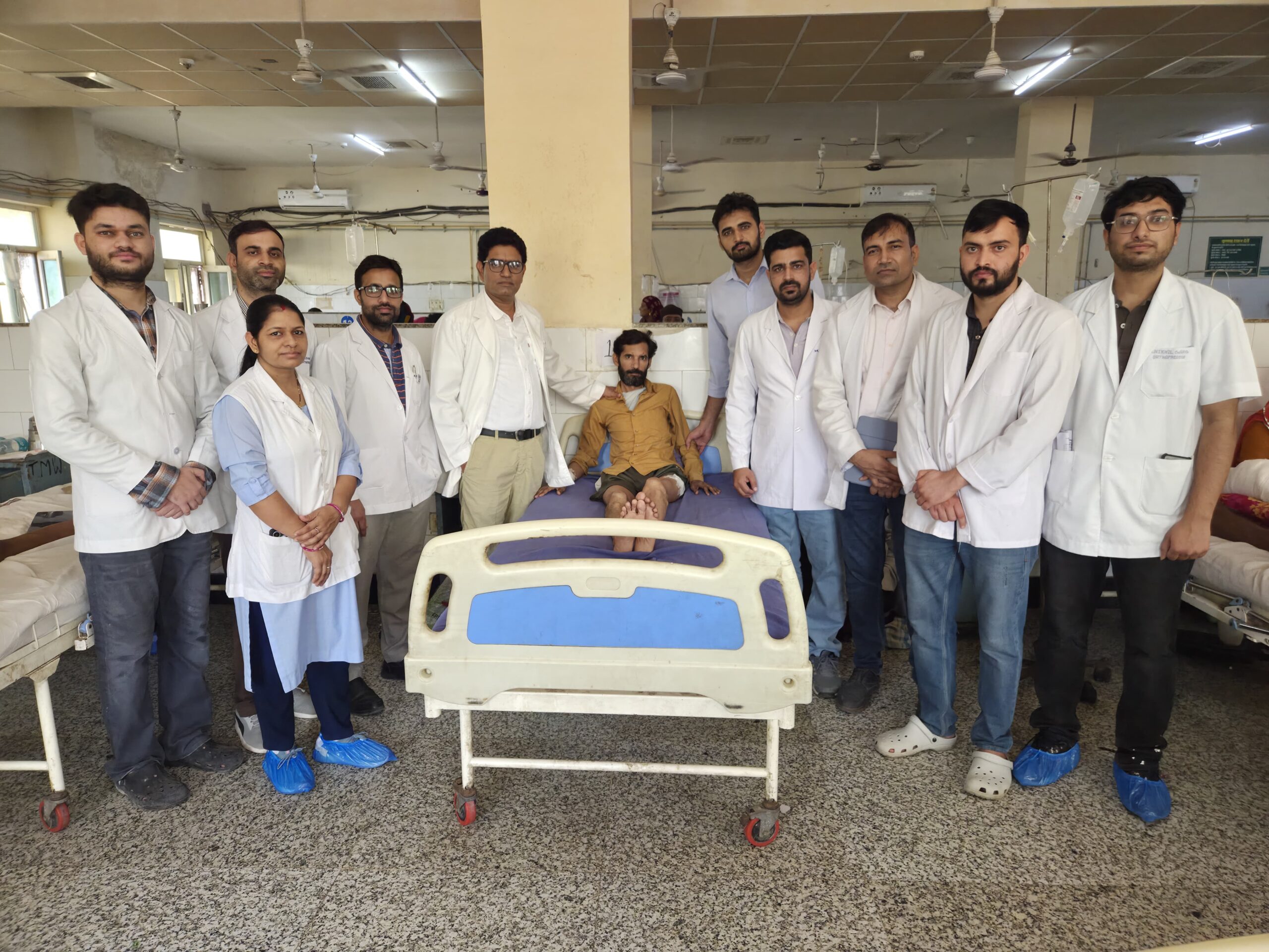 पीबीएम अस्पताल : डॉ. आरपी लोहिया ने किया हिमोफिलिया मरीज के जांघ की हड्डी का सफल ऑपरेशन