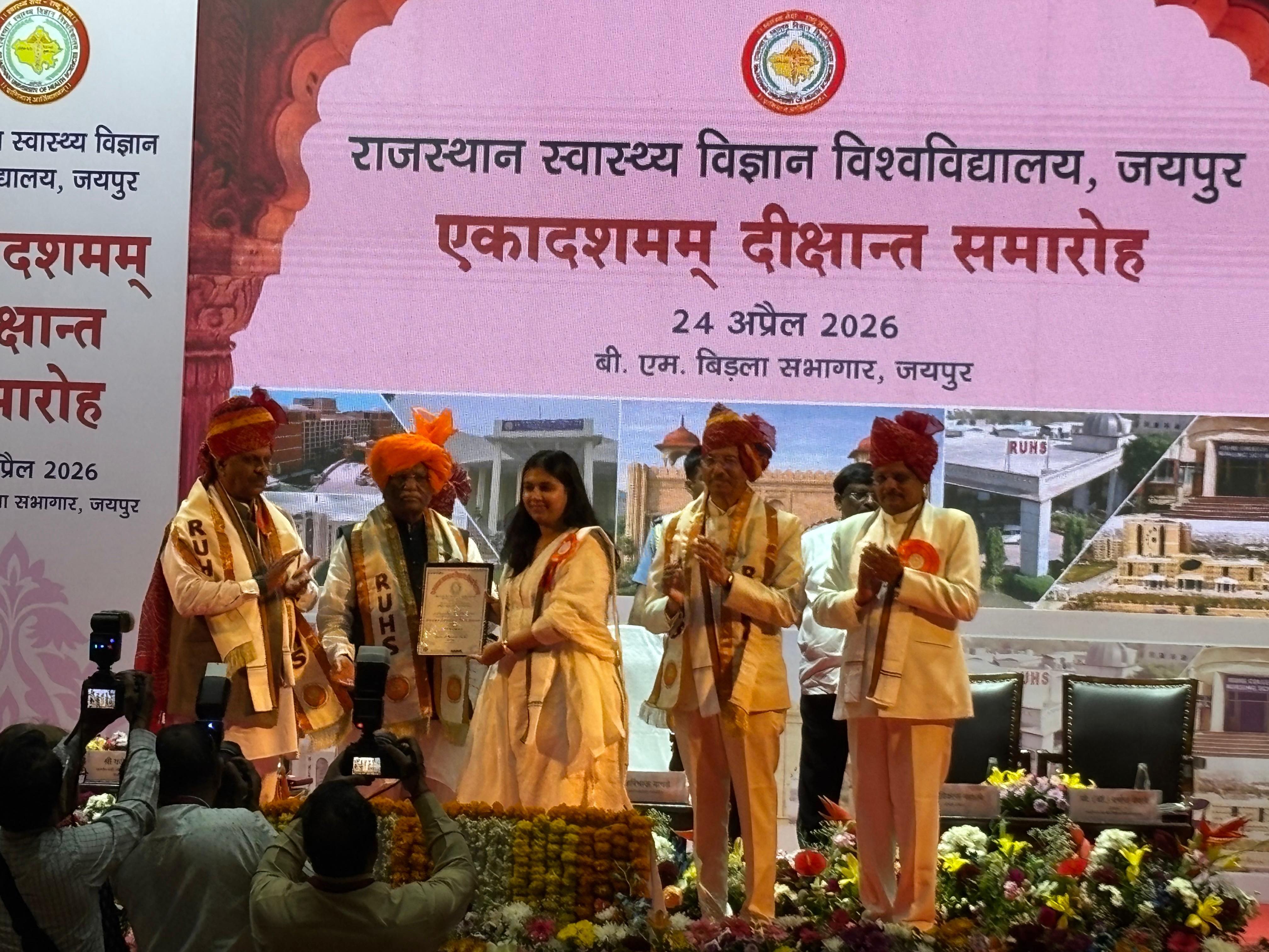 डीएम नेफ्रोलॉजी में गोल्ड मेडल हासिल कर डॉ. कनुप्रिया अग्रवाल ने बढ़ाया बीकानेर का मान